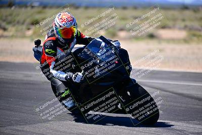 media/Mar-25-2024-Moto Forza (Mon) [[8d4319bd68]]/4-Novice Group/Session 3 (Turn 16 Inside)/